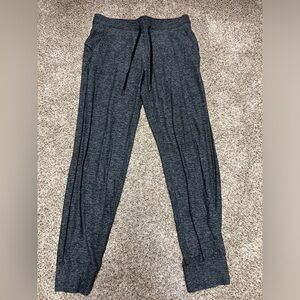 Lululemon Ready To Rulu Jogger! Fantastic condition. (charcoal grey)